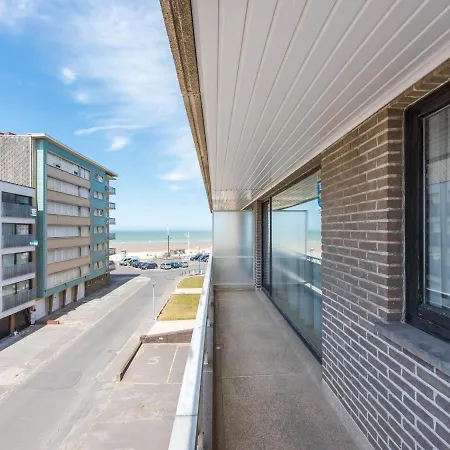 Near Belgian Coast With Sea View Διαμέρισμα Koksijde