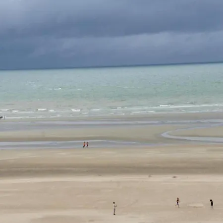 Near Belgian Coast With Sea View Apartmán *